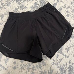 Lululemon Hotty Hot High-Rise 4in Lined Short